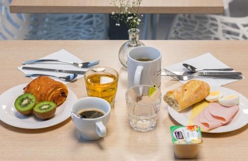 La Pierre-Heuze Apartment | Appart'City Classic Caen