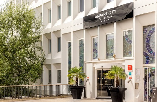 Velizy-Villacoublay Apartment | Appart'City Collection Paris Vélizy