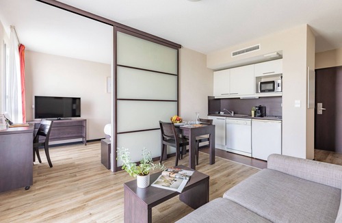 Saint-Herblain Apartment | Appart'City Confort Nantes Ouest St Herblain