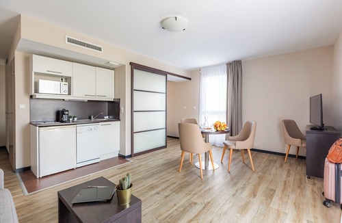 Saint-Herblain Apartment | Appart'City Confort Nantes Ouest St Herblain