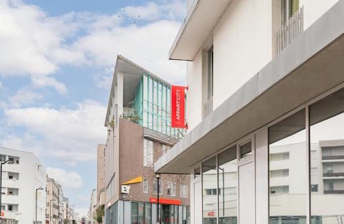 Madeleine-Champ de Mars Apartment | Appart'City Confort Nantes Cité des Congrès