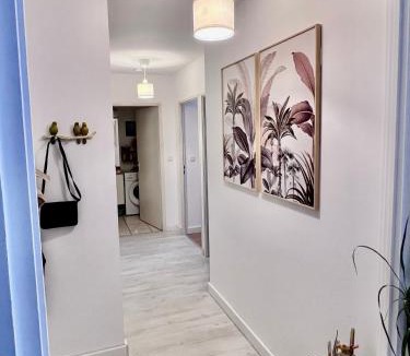 Fer a Cheval Apartment | Appart'City-Les Jardins de Déodat