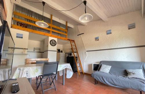 Fitou Apartment | Appart clim wifi - 2 à 6 pers - piscines - parking
