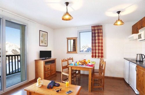 Germ Condo | Appart cosy + équipé, navette gratuite aux pistes