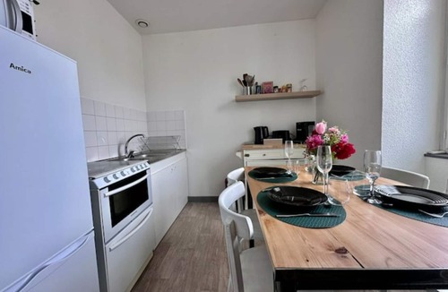 Roanne Apartment | Appart Cosy Avec Stationnement Gratuit sur Place