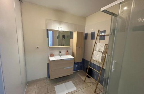 Livron-sur-Drome Apartment | Appart de Yo & Aude