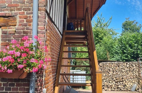 Bournainville-Faverolles Apartment | Appartement à la Campagne