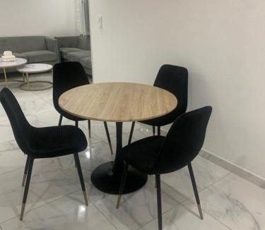 Saint-Martin-de-Valgalgues Apartment | Appartement