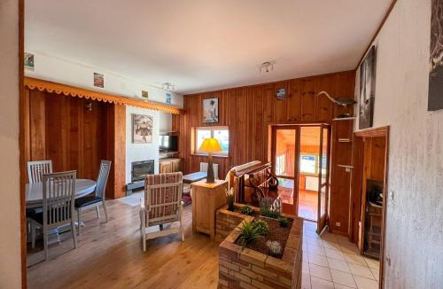 Marsac-en-Livradois Apartment | Appart Hôtel Ambert