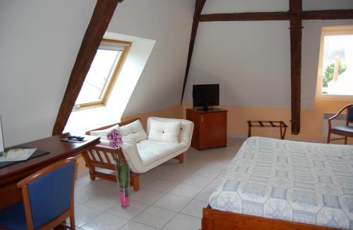 La Suze-sur-Sarthe Apartment | Appart'hôtel La Suze sur Sarthe