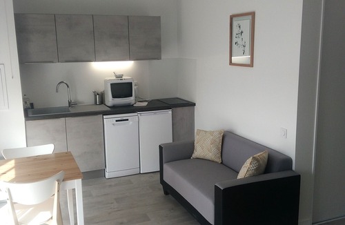 Bretigny-sur-Orge Apartment | APPART HOTEL Résidence Carouge