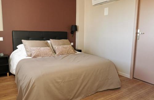 Moyen-Vernet Apartment | Appart Hotel Spa Perpignan