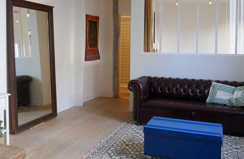 Old Town Apartment | APPART HYPER HISTORIC CENTER courtyard side Theater / Scellerie district "c1cygne"
