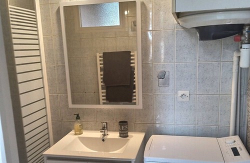 Evreux Apartment | Appart Jules Janin Plein Centre Ville, Wifi Gratuit, Proche Commodités