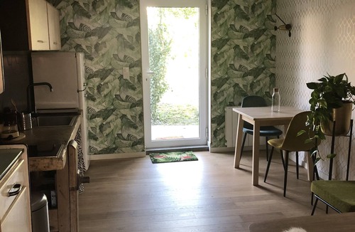 Montjuzet Apartment | Appart Jungle