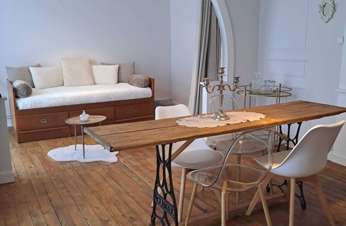 Saumur Apartment | Appart l'Elégant in the historic center of Saumur
