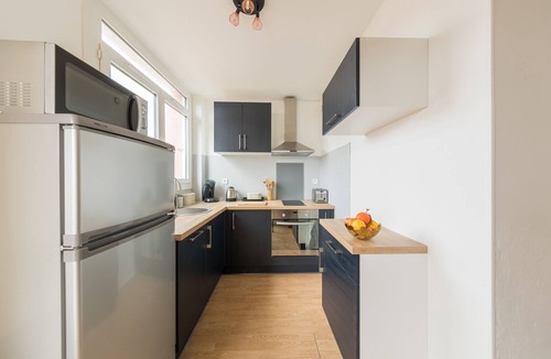 Le Pradet Apartment | Appart "les Elfes" T2 - 3 - 200 m de la Plage