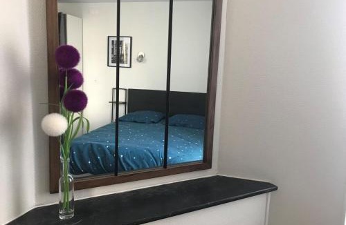 Bourges Apartment | Appart OPALE rdc - parking gratuit- Netflix