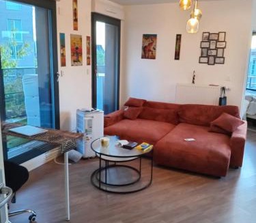 Asnieres-sur-Seine Apartment | Appart pesseu