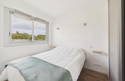 Saint-Brevin-les-Pins Apartment | Appart pour 3, 100m de la plage