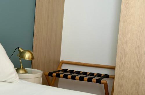 Dobree-Bon Port Apartment | Appart Rénové avec Terrasse - Bail mobilité