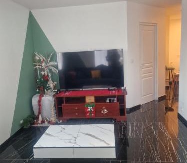 La Ferriere House | Appart RDC spacieux
