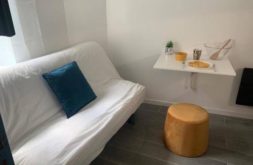 Maisons-Laffitte Apartment | Appart' Studette Cosy - STADE U ARENA