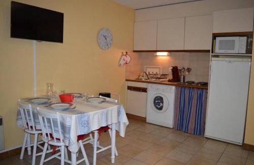 Banyuls-sur-Mer Apartment | Appart Studio cabine 4 couchages BANYULS SUR MER BN010-001