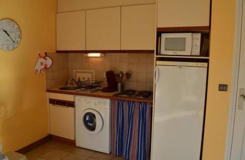 Banyuls-sur-Mer Apartment | Appart Studio cabine 4 couchages BANYULS SUR MER BN010-001