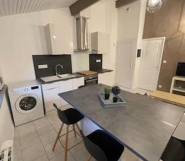 Le Vernet Apartment | Appart T2 au Vernet d'Ariège avec jardin privatif