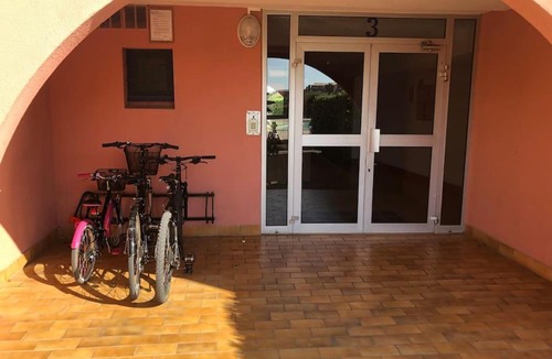 Cap d'Agde Apartment | Appart T2 cabine climatisé à 1 min mer + piscine