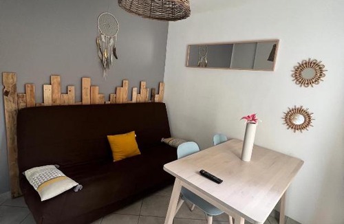 Maraussan Apartment | Appart T2 centre avec Extérieur