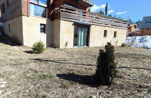 Allos Ski Chalet | APPART T3 RDC AVEC JARDIN VILLAGE ALLOS DANS CHALET