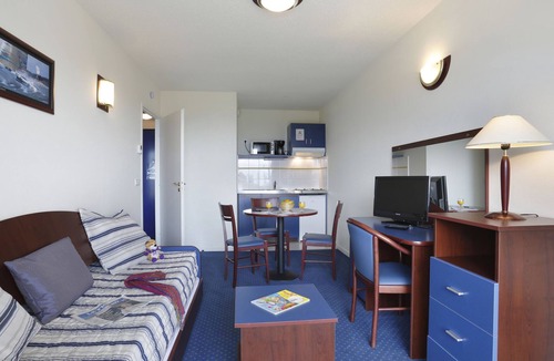 Pyrenees 2000 Apartment | Appart Vacances Pyrénées 2000 by Interhome