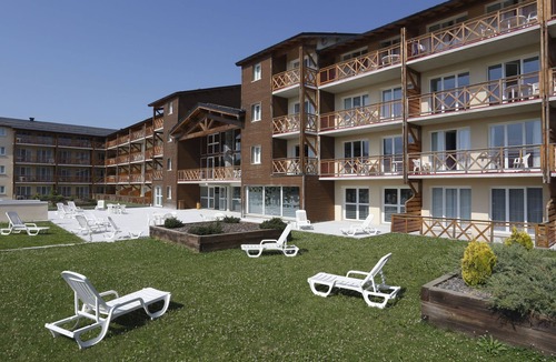 Pyrenees 2000 Apartment | Appart Vacances Pyrénées 2000 by Interhome