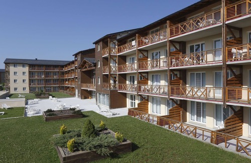 Pyrenees 2000 Apartment | Appart Vacances Pyrénées 2000 by Interhome