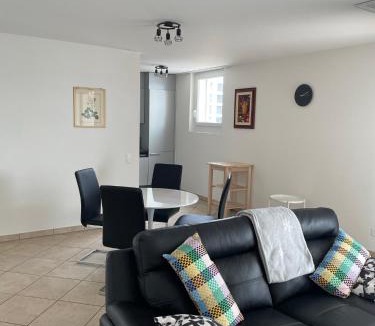 Locarno Apartment | Appartamento 464 nel CUORE di Locarno con piscina