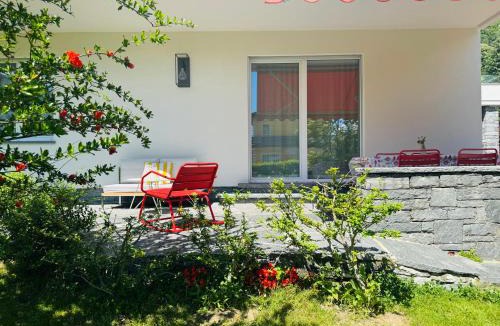 Locarno Apartment | Appartamento con giardino al Melograno