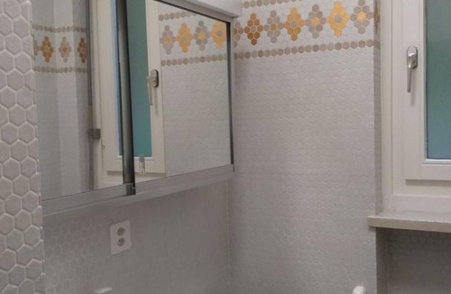 Castagnola Apartment | Appartamento d'oro by Interhome