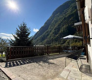 Campascio Apartment | Appartamento Solluna