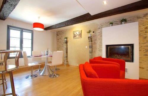 Vitre Apartment | AppartCosy 03