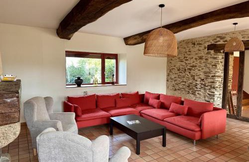 Chateaubourg House | AppartCosy 27 Epine