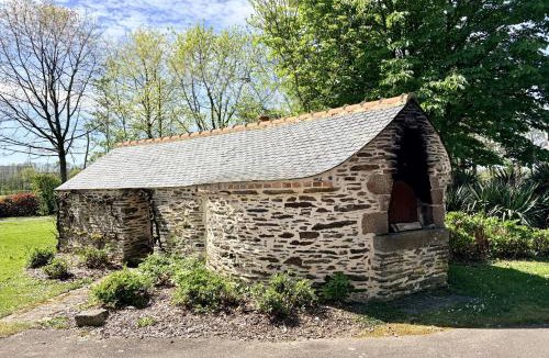 Chateaubourg House | AppartCosy 27 Epine