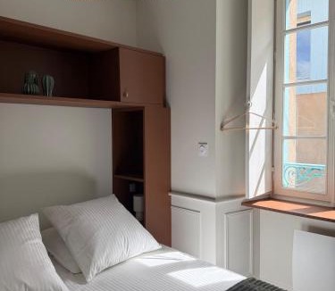 La Chapelle-des-Fougeretz Apartment | Appartement rénové accès rapide Rennes Saint-Malo