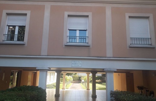 Le Chesnay Apartment | Appartement Équipé et Cosy Avec Parking. Parfait Pour JO Équestres de Versailles