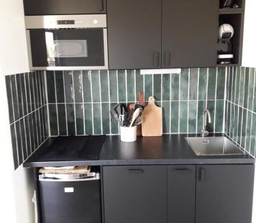 Merville-Franceville-Plage Apartment | Appartement avec terrasse, Cosy et Moderne - à deux pas de la plage !