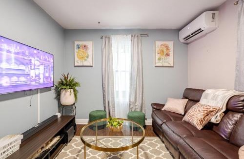 Saint-Edmond Apartment | Appartement moderne 3 chambres avec spa, jardin privé & parking gratuit - accès autonome