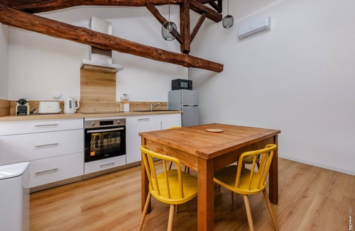 Castelnau-de-Montmiral Apartment | Appartement Mia - Calme - Castelnau de Montmirail