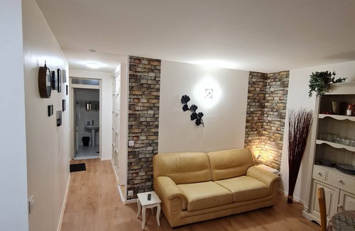 Moret-sur-Loing Apartment | Appartement Terrasse