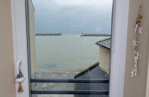 Port-en-Bessin-Huppain Apartment | Appartement 4* vue mer 2 personnes plages du débarquement Normandie France